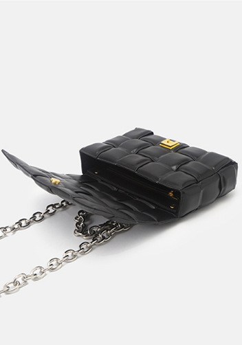 Mia Leather Chain Shoulder Bag Black