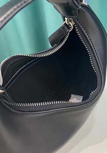 Gloria Full Moon Leather Bag Black