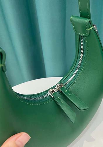 Gloria Full Moon Leather Bag Green