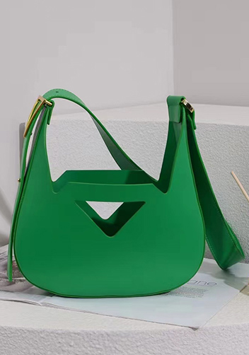 The JAB Leather Shoulder Bag Racing Green