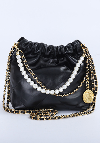 Adela Small Leather Handbag Pearl Black