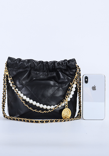 Adela Small Leather Handbag Pearl Black