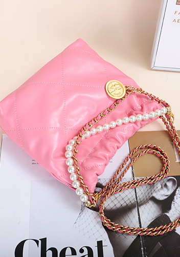 Adela Small Leather Handbag Pearl Pink