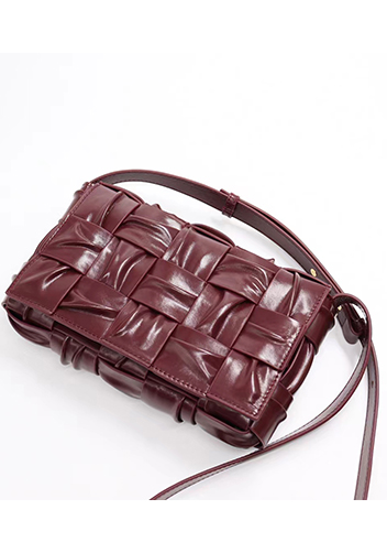 Mia 15 Square Pleated Leather Shoulder Bag Burgundy