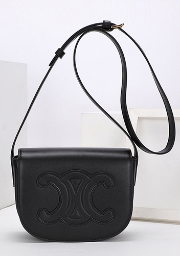 Yuga Leather Saddle Shoulder Small Bag Black