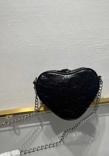 The Route 66 Leather Heart Shoulder Bag Black