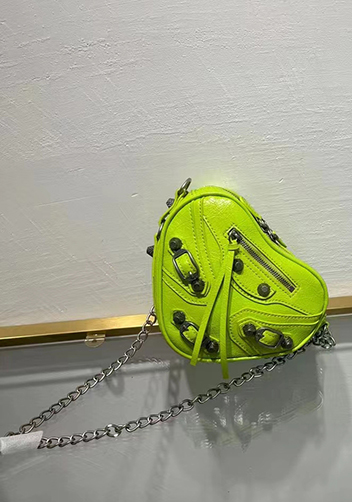 The Route 66 Leather Heart Shoulder Bag Green