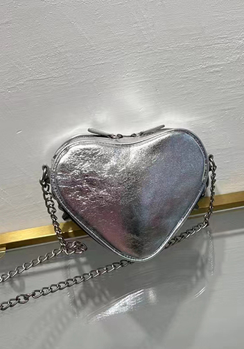 The Route 66 Leather Heart Shoulder Bag Silver