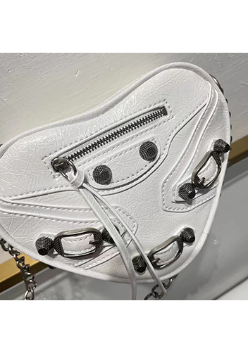 The Route 66 Leather Heart Shoulder Bag White