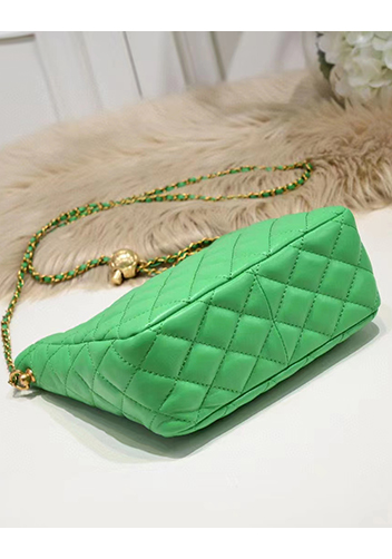 Adele Shoulder Bag With Adjusting Ball Green