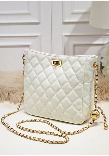 Adele Shoulder Bag With Adjusting Ball White