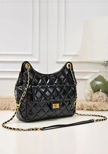 Adele Cowhide Chain Shoulder Bag Black