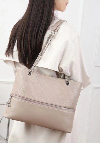 Rosa Tote Zipper Quilted Lambskin Leather Beige