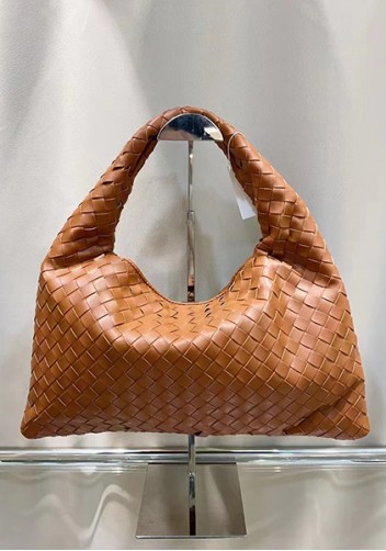 La Scalla Woven Medium Hobo Camel