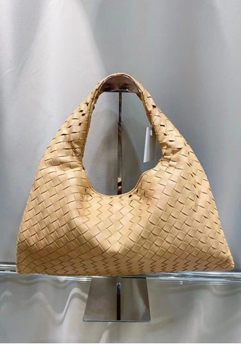 La Scalla Woven Medium Hobo Potato