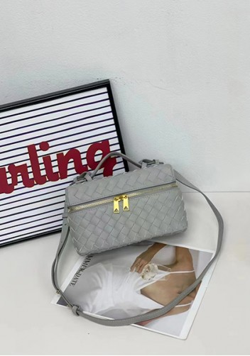 Mia Woven Leather Long Beauty Case Grey