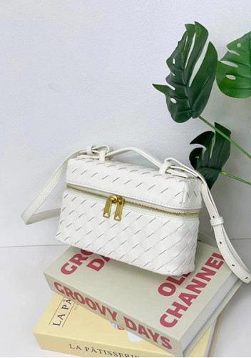 Mia Woven Leather Long Beauty Case White