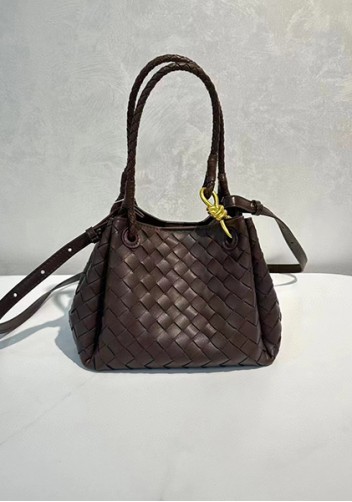 Mia Chute Leather Small Shoulder Bag Choco