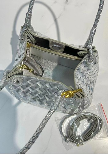 Mia Chute Leather Small Shoulder Bag Silver