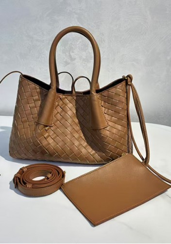 Mia Gallery Woven Leather Shoulder Small Bag Camel